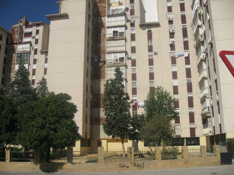 Exterior view of Flat for sale in  Sevilla Capital