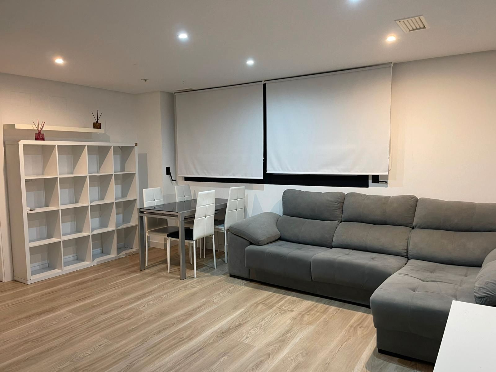 Sala d'estar de Pis de lloguer en Godelleta amb Aire condicionat i Moblat