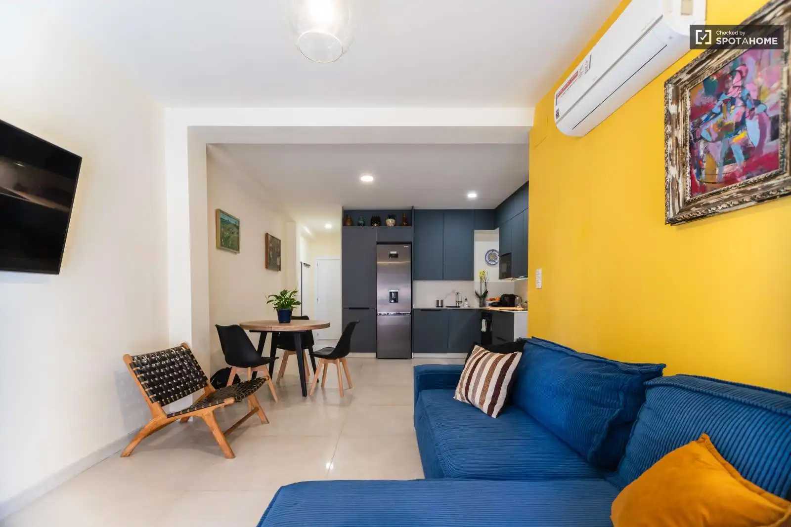 Sala d'estar de Apartament per a compartir en  Valencia Capital amb Aire condicionat, Calefacció i Terrassa