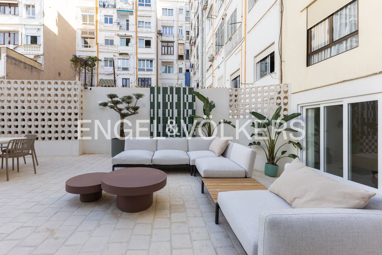 Terrassa de Apartament en venda en  Valencia Capital amb Aire condicionat, Calefacció i Jardí privat
