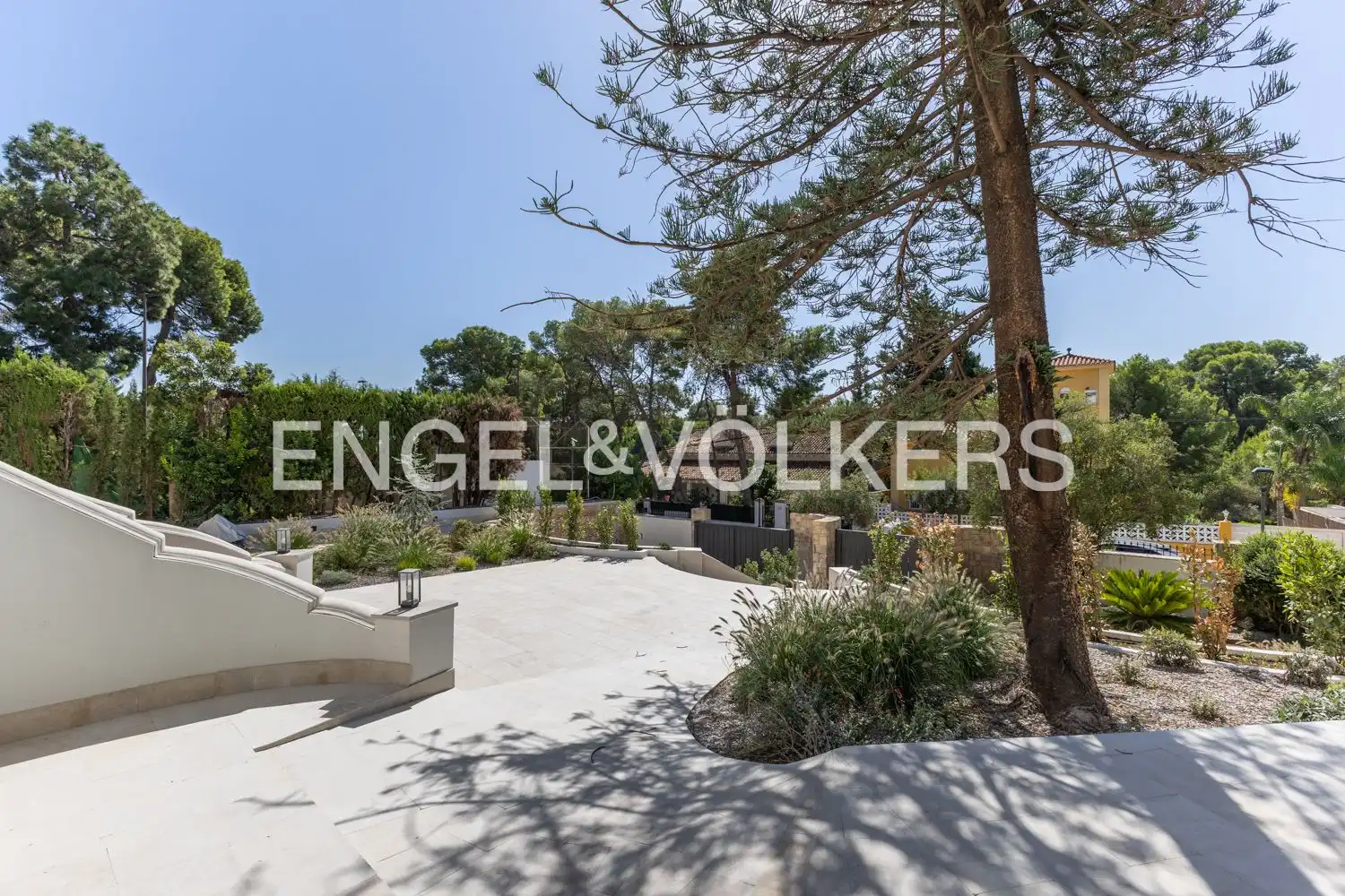 Casa o xalet de lloguer a Avinguda Acàcies, Campolivar