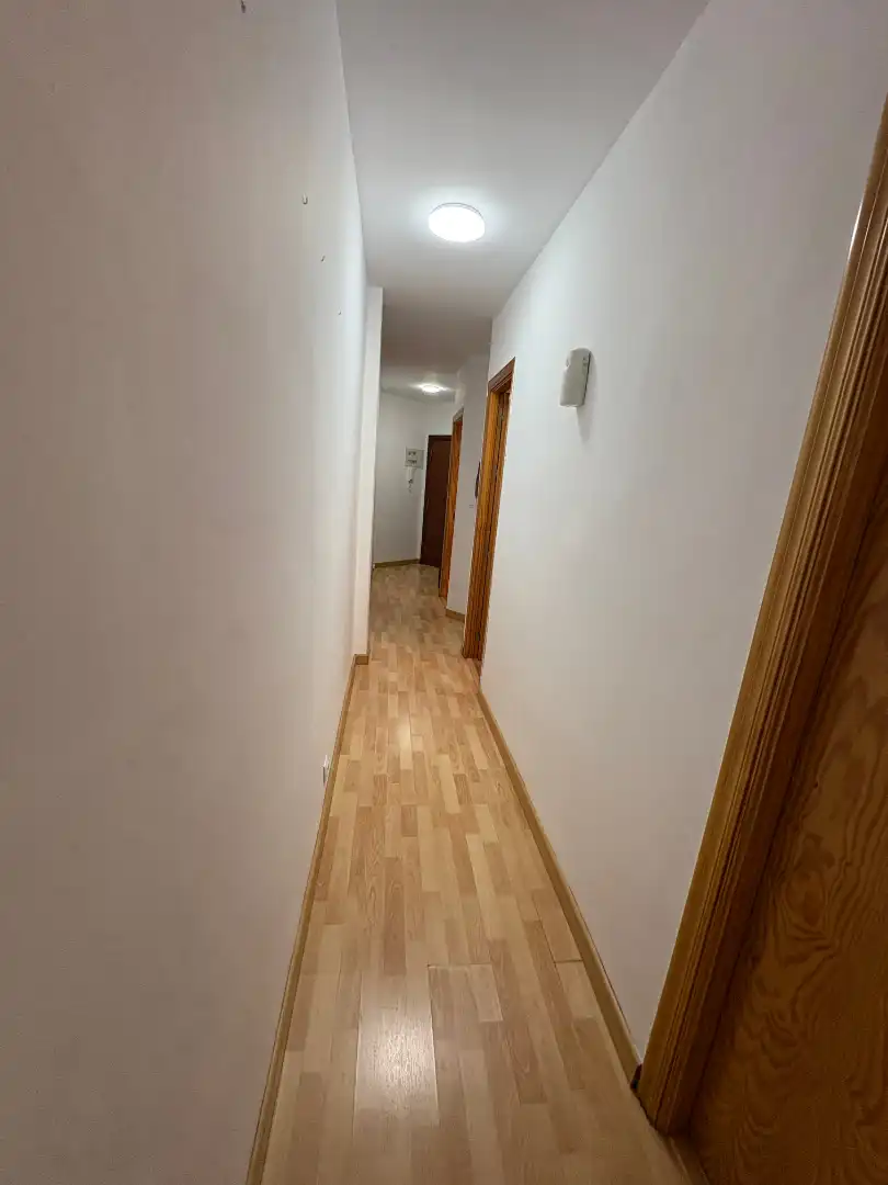 Piso en venta en Mairena del Aljarafe con Calefacción, Parquet y Balcón