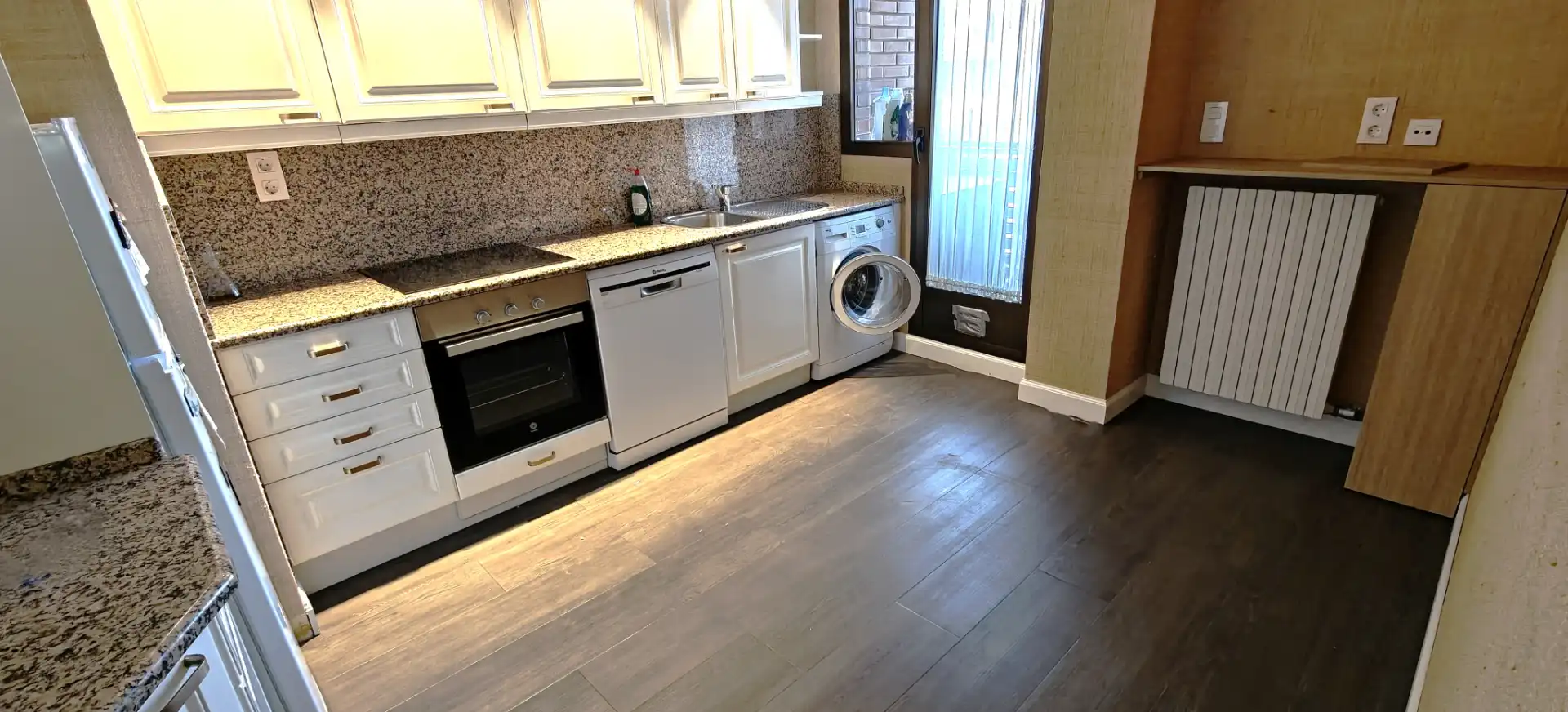 Kitchen of Attic for rent in Zaragoza  with Air Conditioner, Heating and Parquet flooring