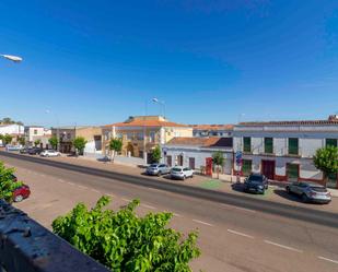 Exterior view of Flat for sale in Talavera la Real  with Air Conditioner, Terrace and Balcony