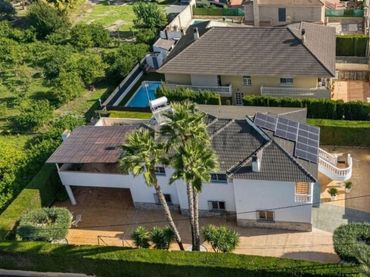 Casa con jardín en venta en Pedanías Oeste