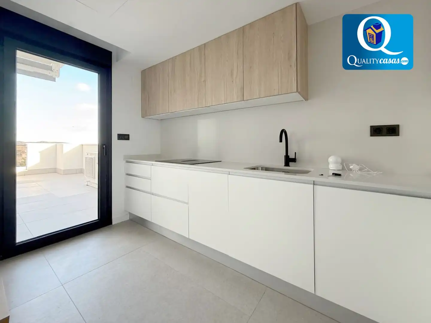 Cocina de Apartamento en venta en Mutxamel con Terraza y Piscina comunitaria
