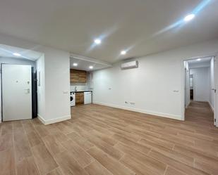 Flat to rent in  Madrid Capital  with Air Conditioner and Heating