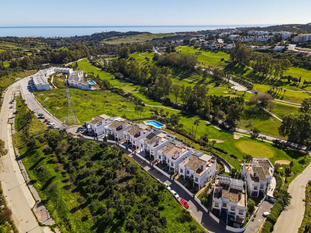 Reihenhaus mit Pool zum Verkauf in Estepona - Estepona,Centro,Alvaro de Bazán, imagen 2