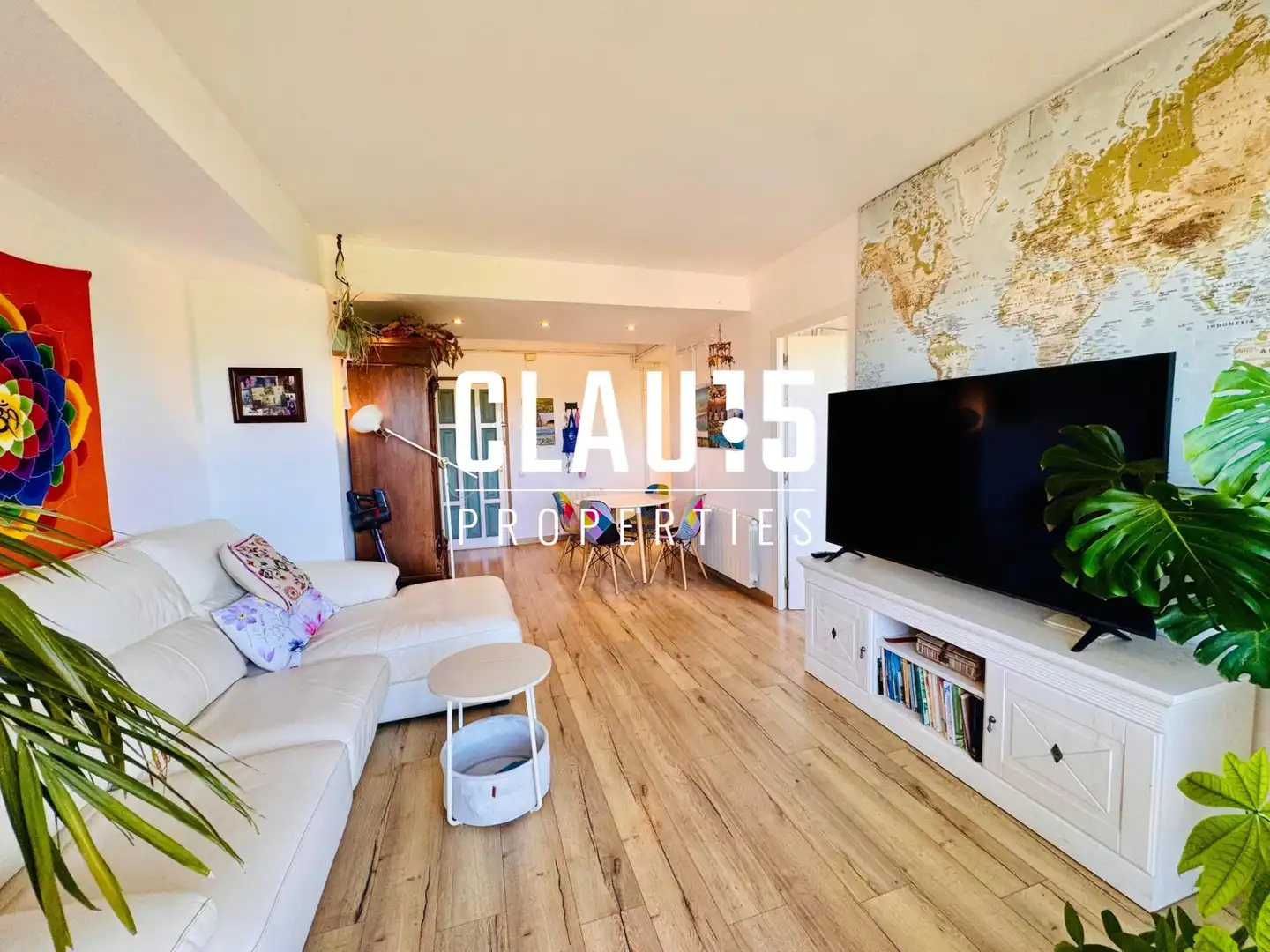 Living room of Flat for sale in Blanes  with Heating, Parquet flooring and Balcony