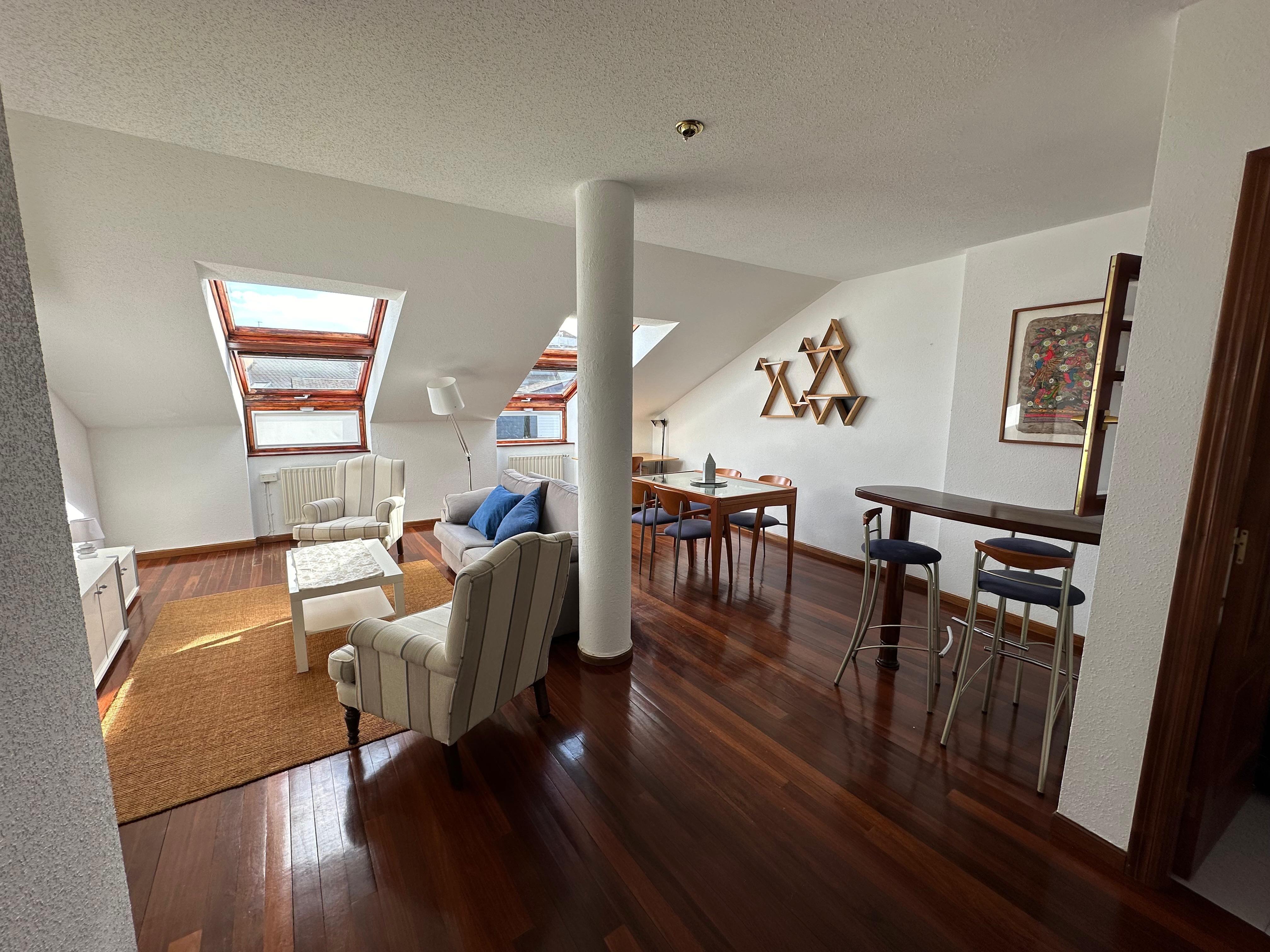 Duplex to rent in Plaza Pique y Varela, 2, Centro