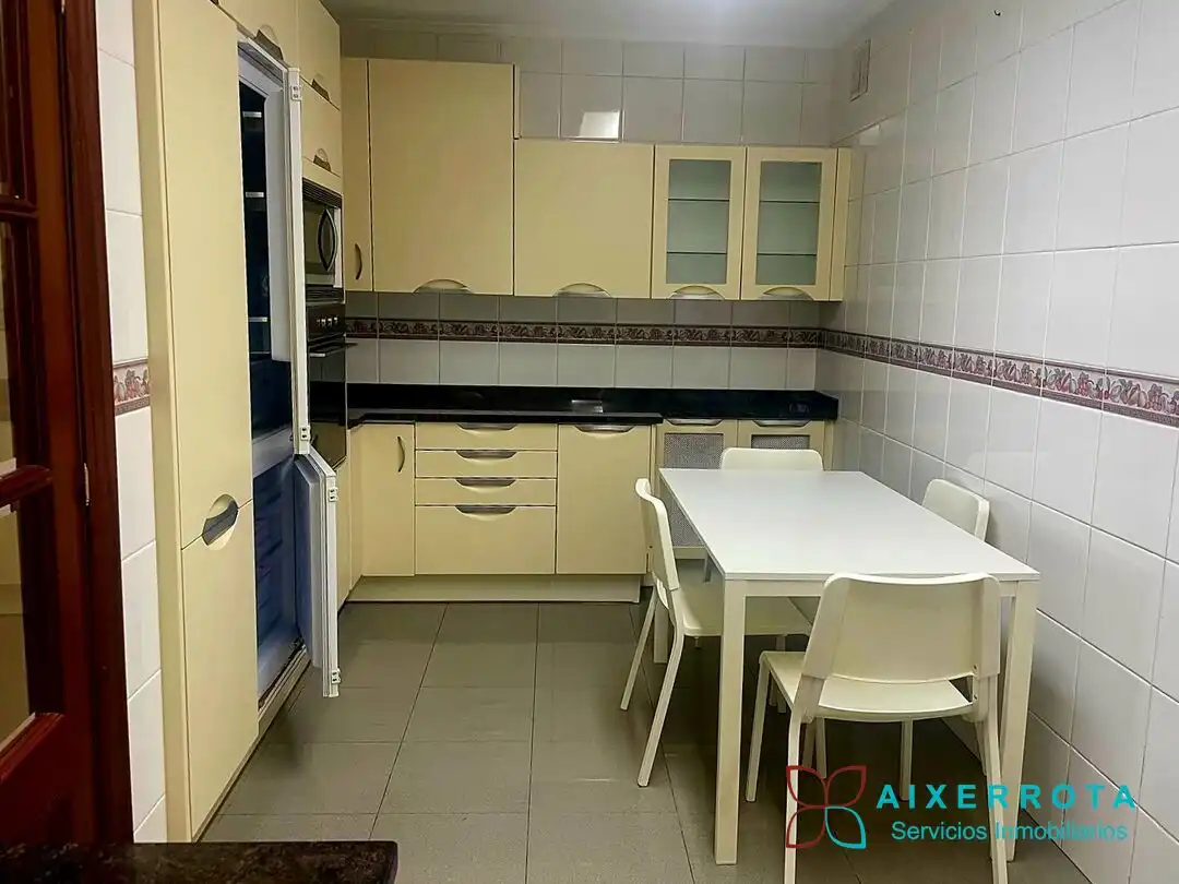Kitchen of Detached homes for rent in Getxo   with Heating, Private garden and Terrace