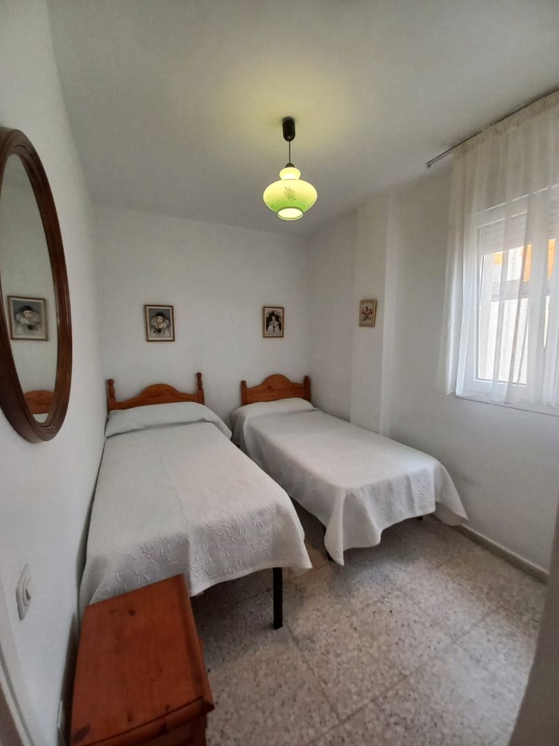 Bedroom of Flat to rent in  Cádiz Capital  with Furnished