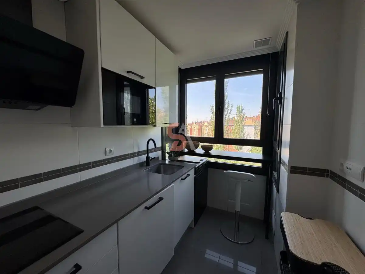 Küche von Wohnung zur Miete in Valladolid mit Heizung, Möbliert und Gemeinschaftspool