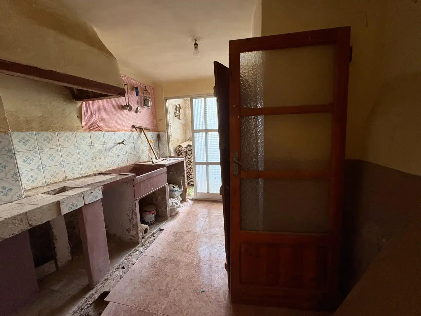 Kitchen of Houses for sale in Gestalagar