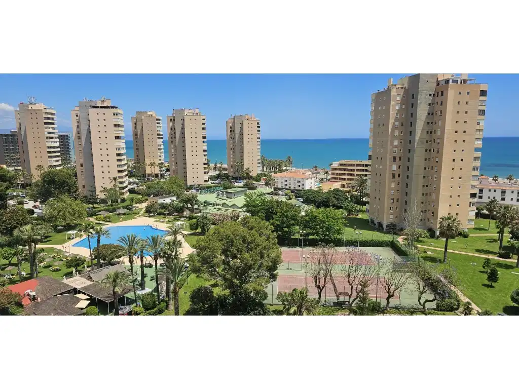 Exterior view of Flat for sale in Torremolinos  with Air Conditioner, Private garden and Terrace