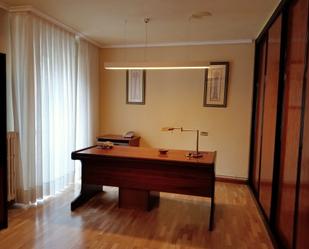 Office to rent in  Logroño  with Air Conditioner
