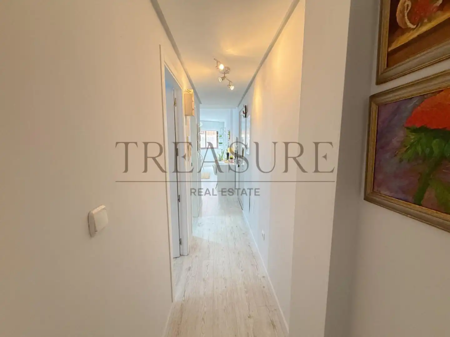 Flat for sale in Murcia  with Air Conditioner and Storage room