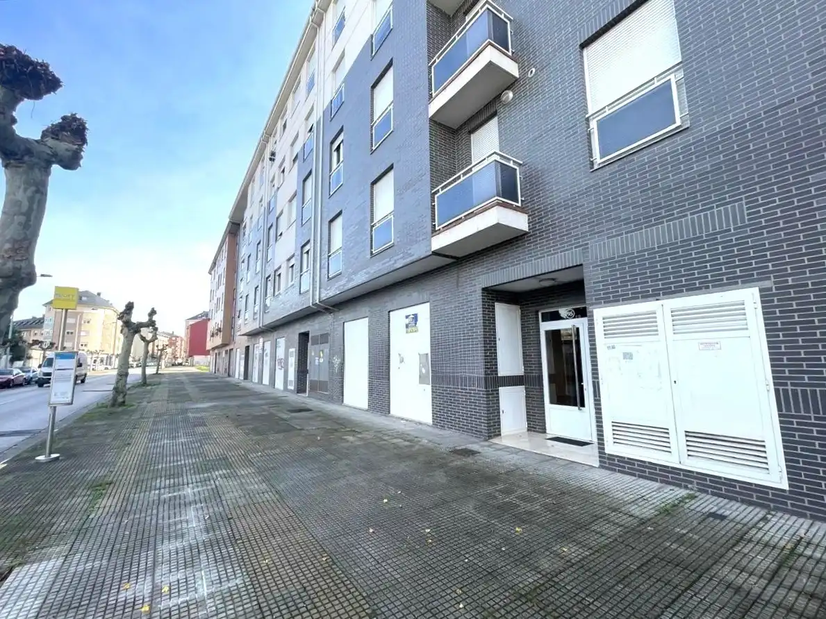 Local comercial en venda a Cemba, imagen 3