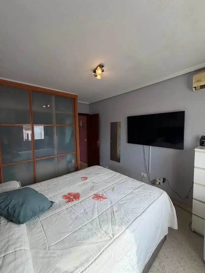 Dormitori de Casa adosada en venda en Alcalá de Guadaira