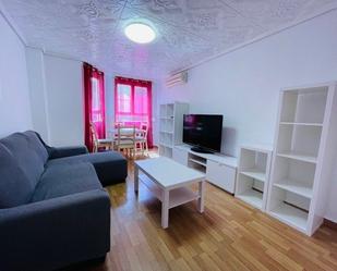 Sala d'estar de Pis de lloguer en Elche / Elx amb Aire condicionat, Terrassa i Balcó