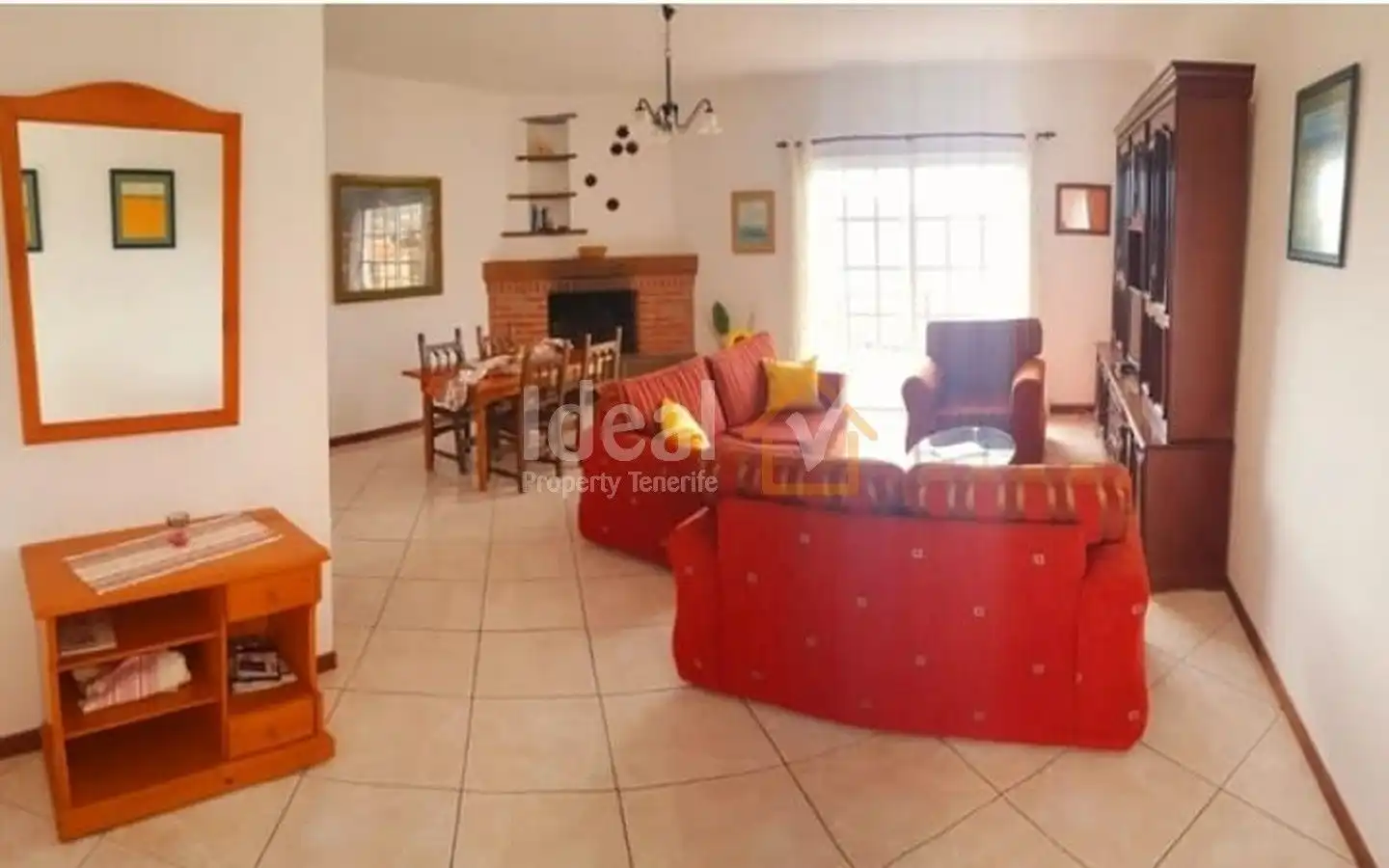 Sala d'estar de Casa o xalet en venda en Arona amb Jardí privat, Terrassa i Moblat