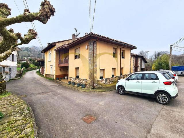 Casa-chalet en Venta en Sebares en Piloña