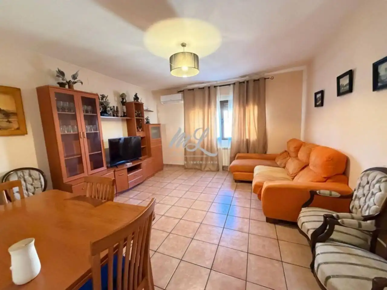 Sala d'estar de Pis en venda en Navahermosa amb Calefacció