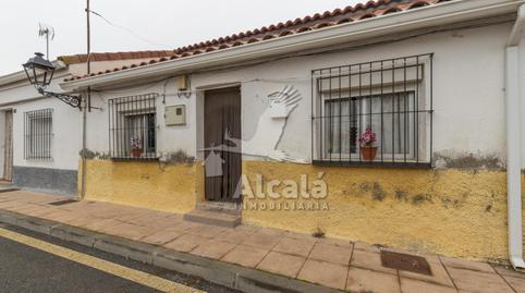 Foto 2 de Casa adosada en venta en Meco pueblo, Meco