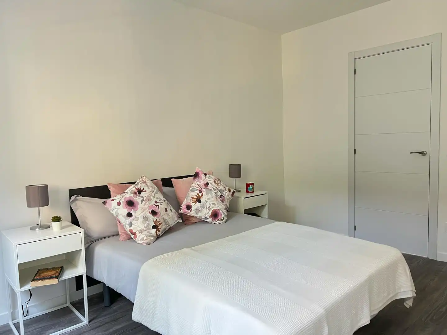 Habitación de Piso de alquiler en Madrid con Amueblado, Lavadora y TV