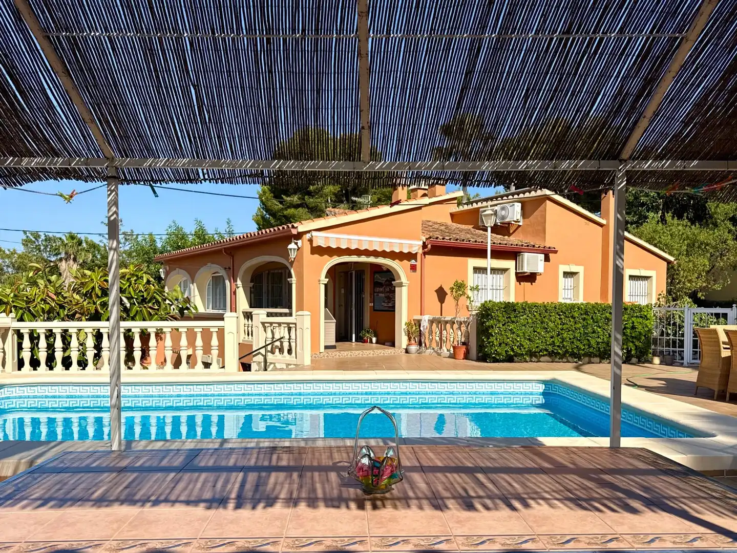 Detached house with pool for sale in El Montgó, imagen 4
