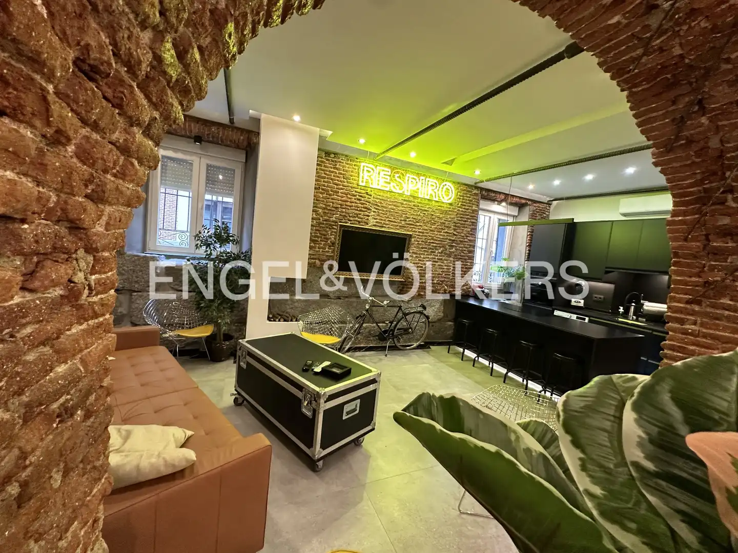 Living room of Flat for rent in Madrid  with Heating