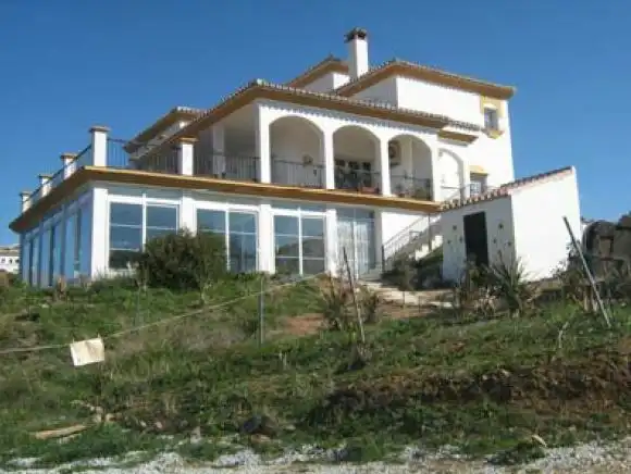 Houses for sale in Pt/ Partida La Rotura, Viñuela