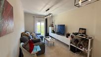 Living room of Flat for sale in Almodóvar del Río  with Air Conditioner, Heating and Parquet flooring