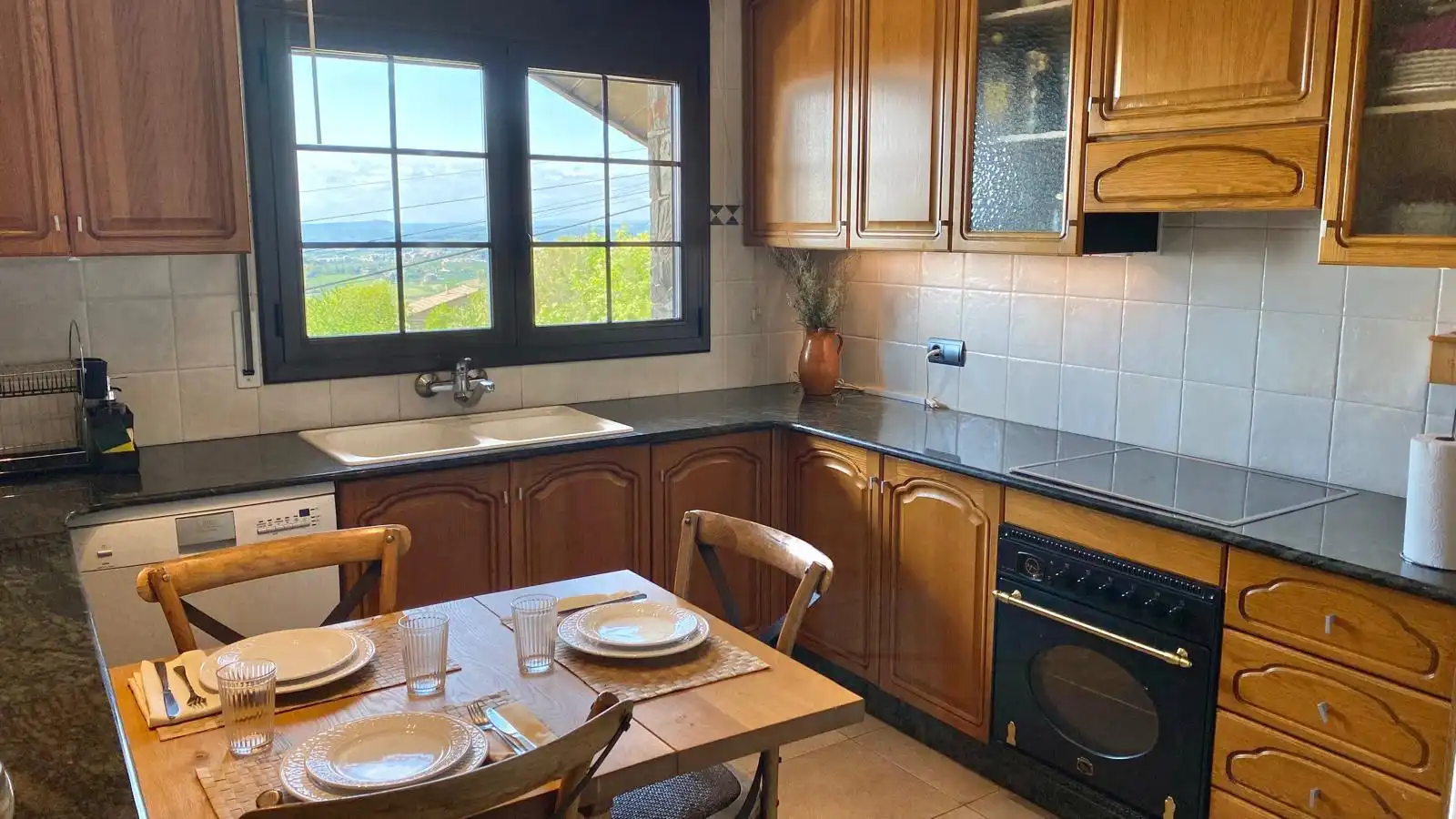 Kitchen of Flat for sale in Berga  with Heating, Terrace and Furnished