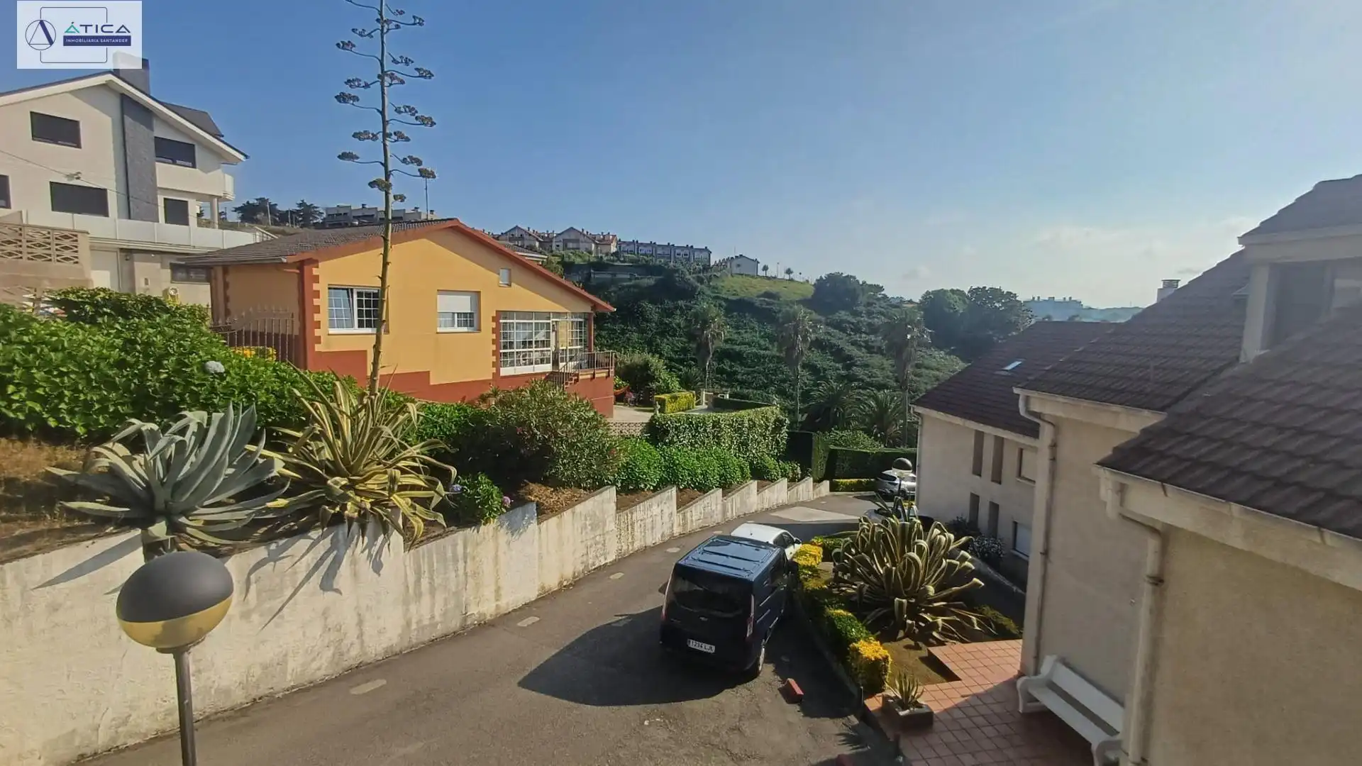 Vista exterior de Piso de alquiler en Miengo con Calefacción, Jardín privado y Terraza