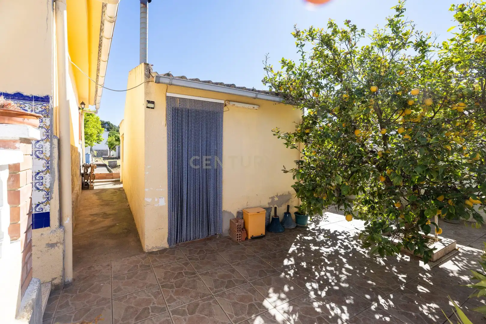 Vista exterior de Casa o xalet en venda en El Montmell amb Aire condicionat, Jardí privat i Traster