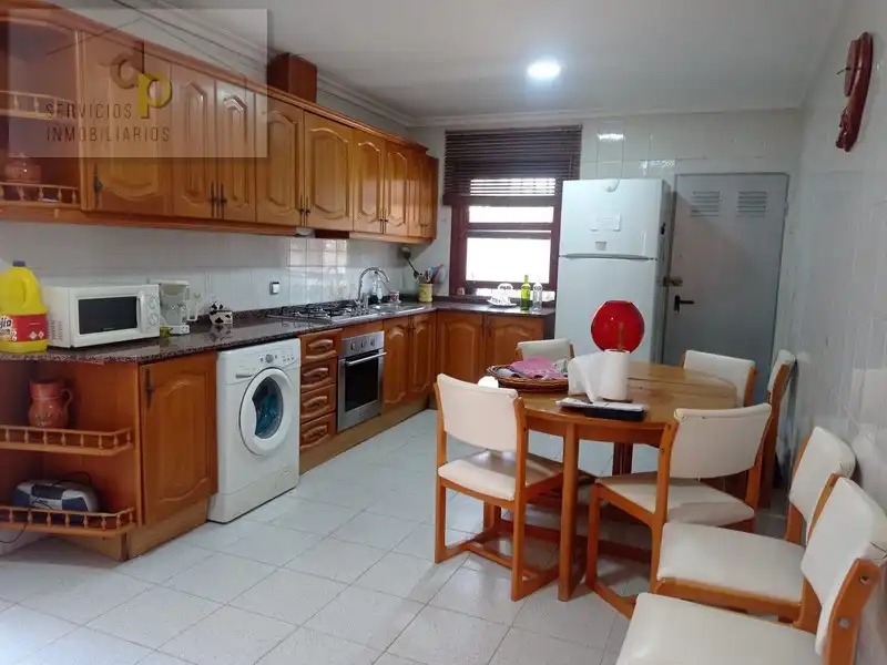 Cuina de Casa o xalet en venda en Elche / Elx amb Jardí privat, Terrassa i Traster