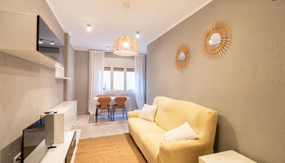 Foto 1 de Apartament de lloguer a Sants-Badal, Barcelona