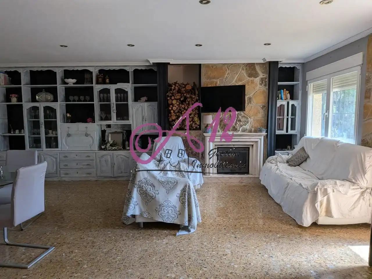 Living room of Houses for sale in La Pobla de Vallbona  with Swimming Pool