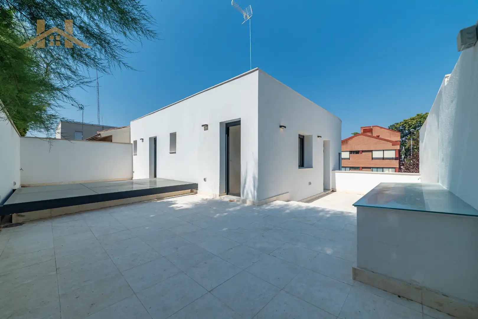Terrassa de Casa o xalet en venda en Pozuelo de Alarcón amb Aire condicionat, Calefacció i Jardí privat