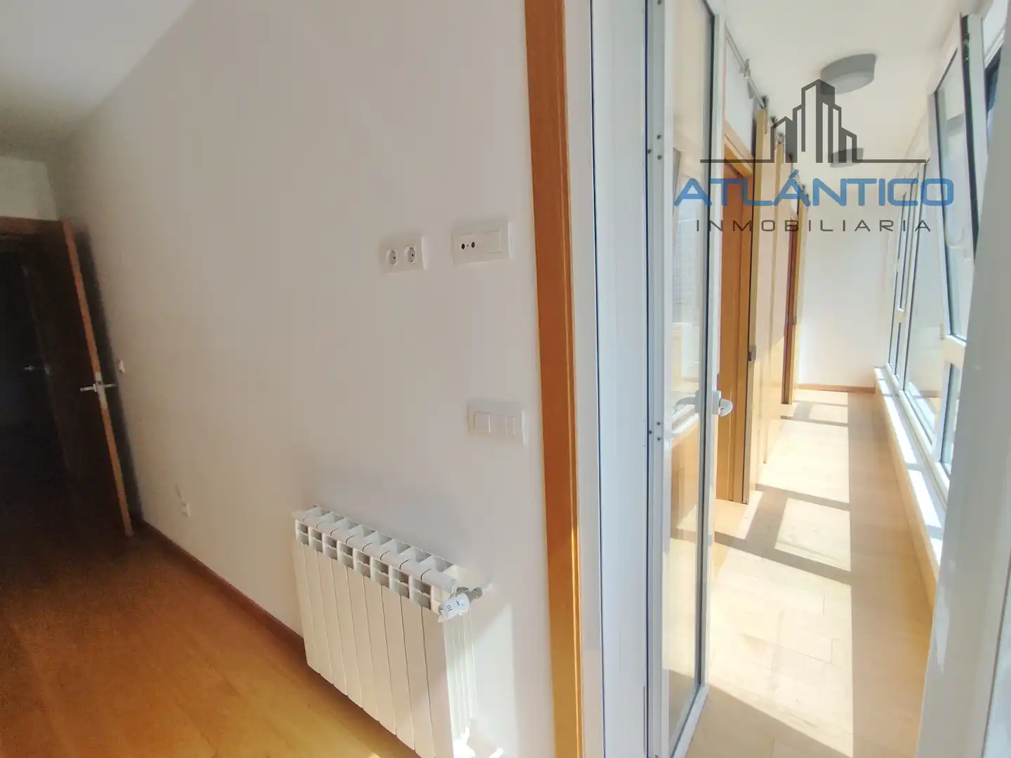 Piso en venta en A Coruña Capital  con Calefacción, Trastero y Horno