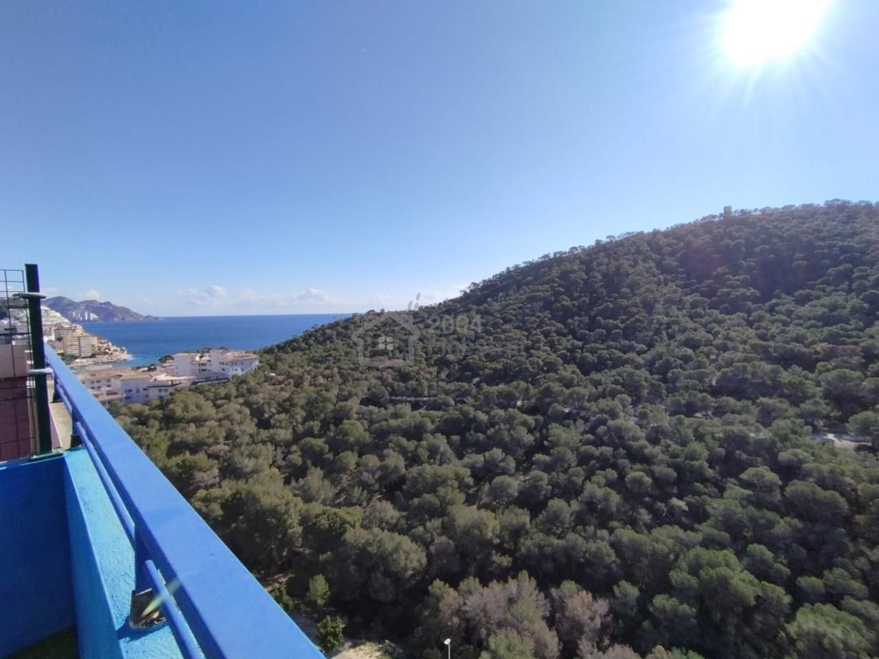 Vista exterior de Àtic en venda en Villajoyosa / La Vila Joiosa amb Aire condicionat, Calefacció i Terrassa