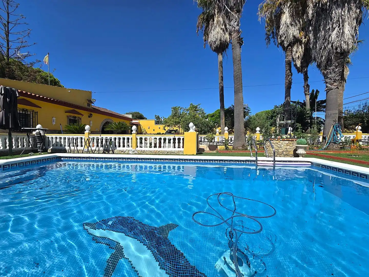 Schwimmbecken von Haus oder Chalet zum Verkauf in Chiclana de la Frontera mit Privatgarten, Abstellraum und Schwimmbad