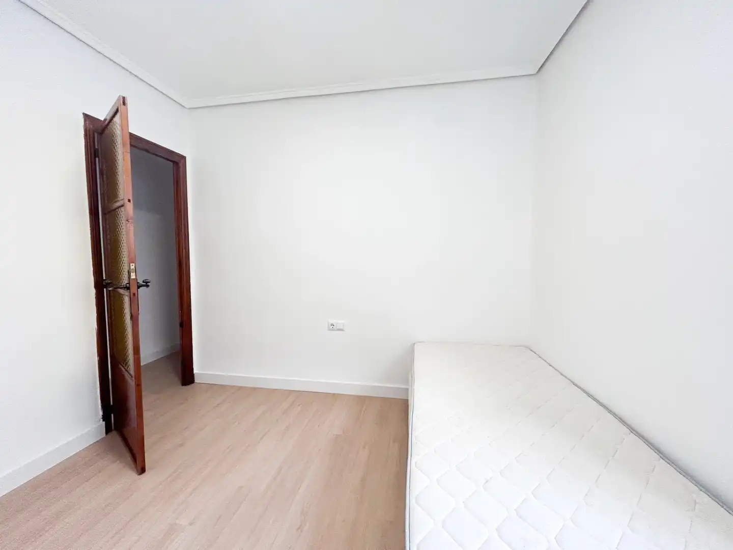 Apartamento de alquiler en HUERTOS, Antigua Moreria