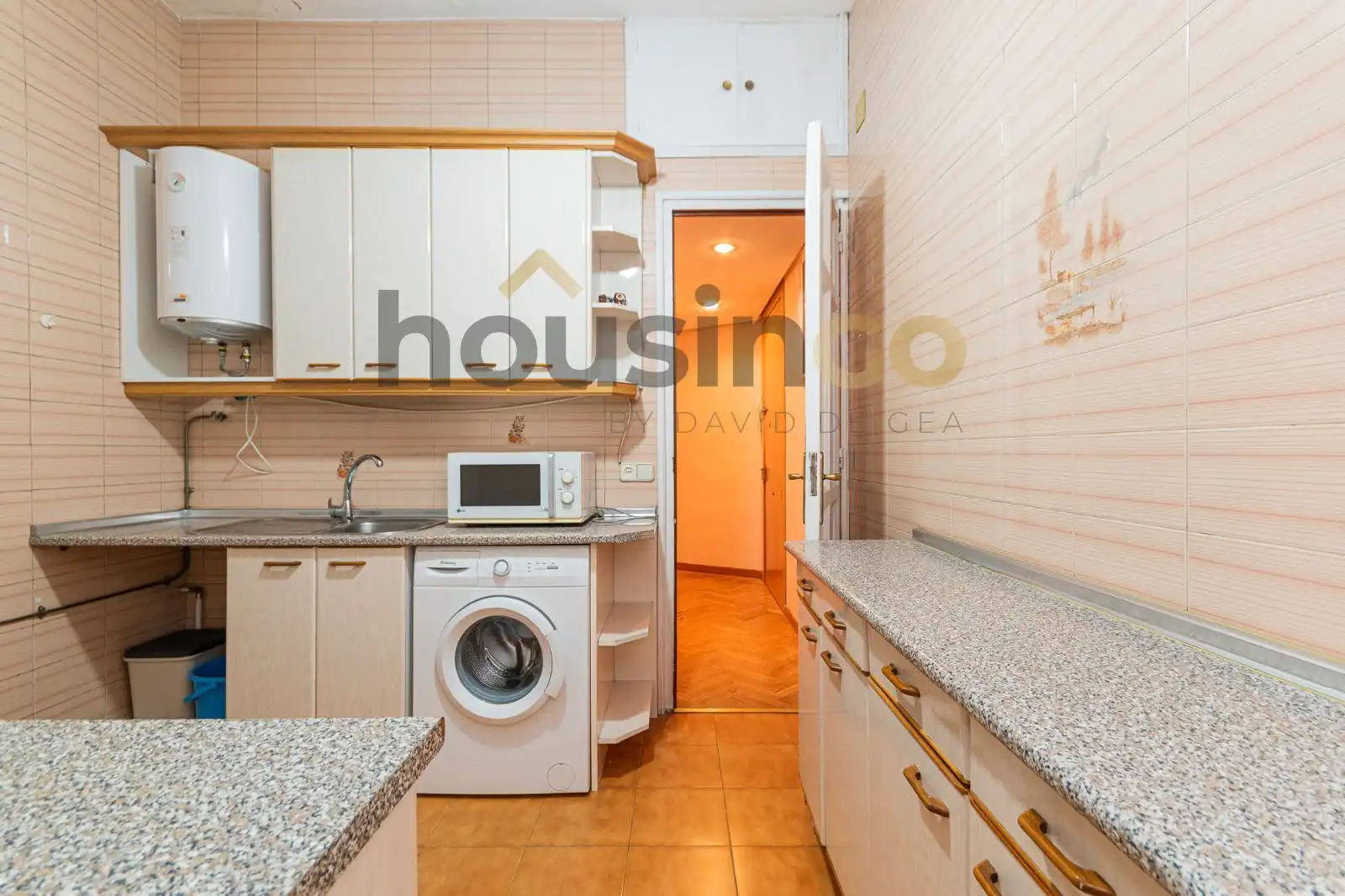 Kitchen of Flat for rent in Madrid  with Heating, Parquet flooring and Furnished