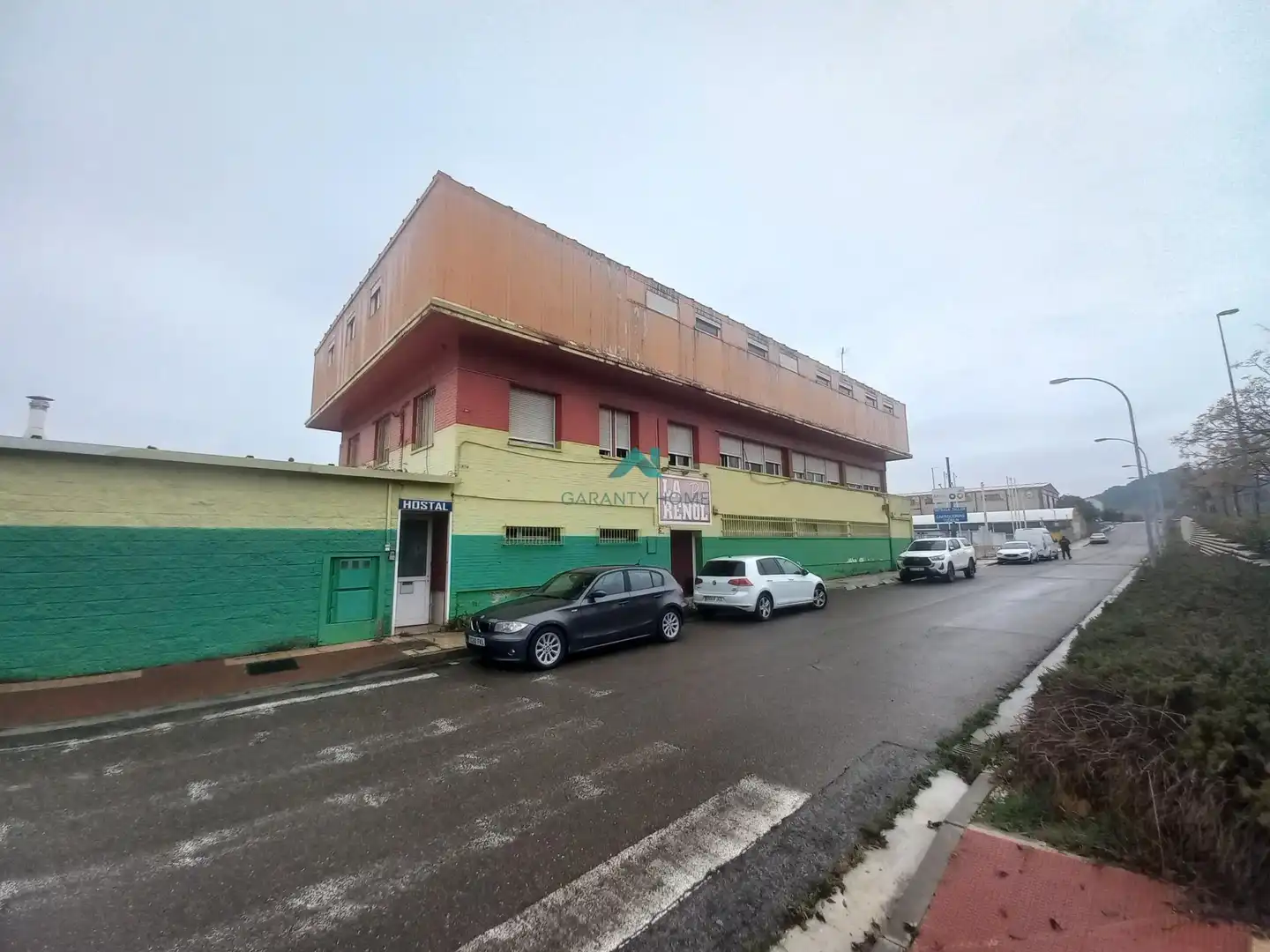 Vista exterior de Edifici en venda en Tudela