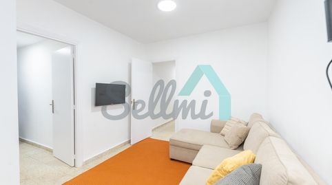 Foto 3 de Planta baja de alquiler en Del Fresno, Auditorio - Seminario - Parque de Invierno, Oviedo