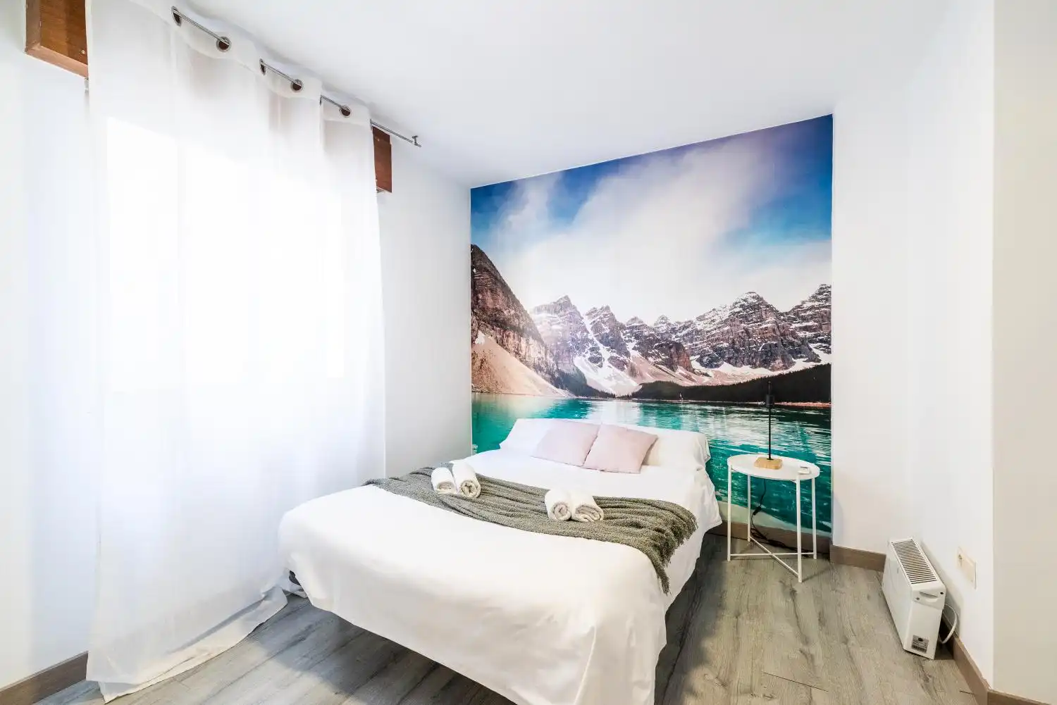 Bedroom of Flat for rent in Granada  with Air Conditioner, Heating and Furnished