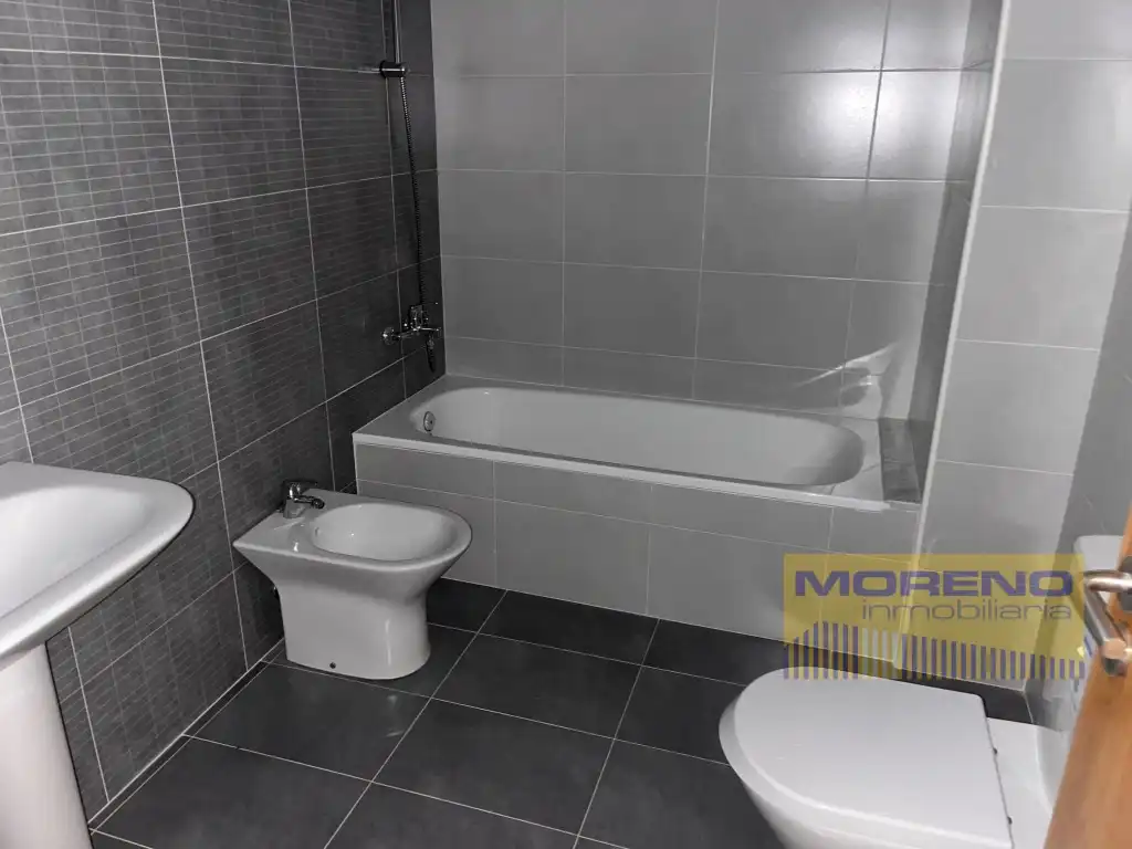 Piso con ascensor en venta en Rua Frei Luis De Granada, imagen 6