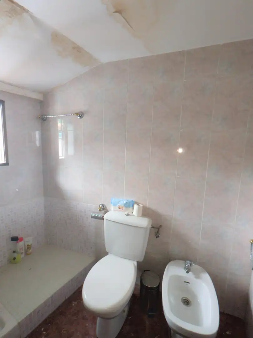 Bany de Casa o xalet en venda en Córdoba